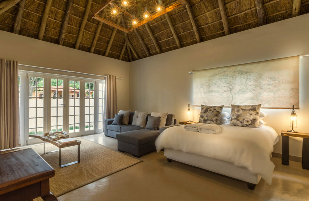 Room 4 - Rooms - Pierneef's Kraal Guest House